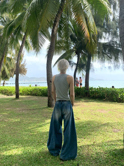 Scimitar Cut Damage Wide Leg Denim Jeans WN19732