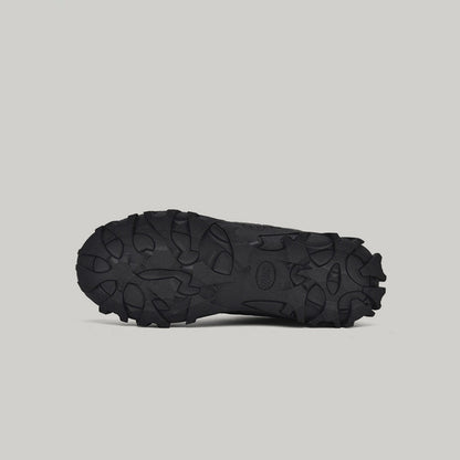 Outdoor Non-Slip Lace-Up Sneakers WN23534