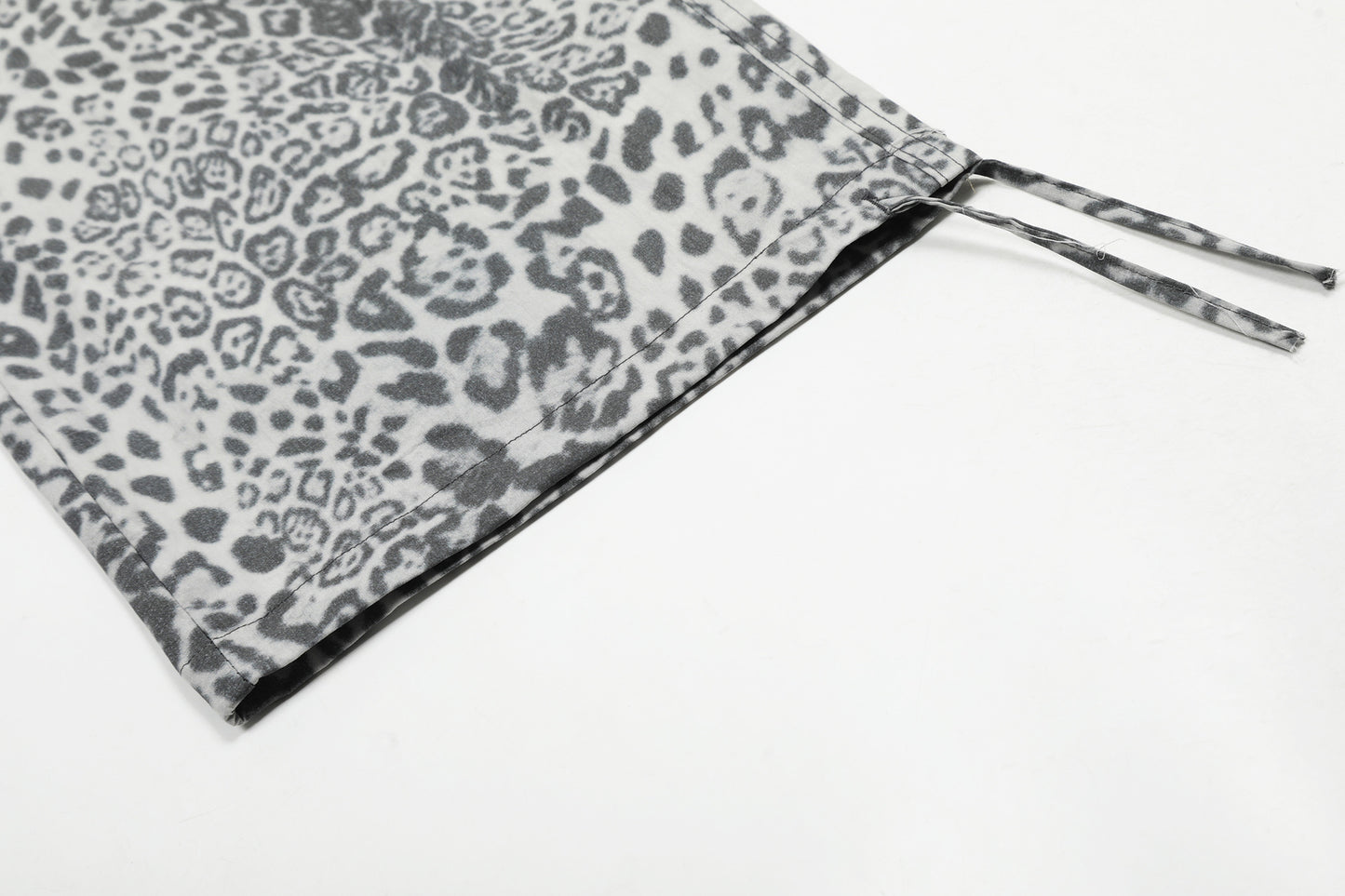 Leopard Print Paratrooper Wide-Leg Cargo Pants WN16164