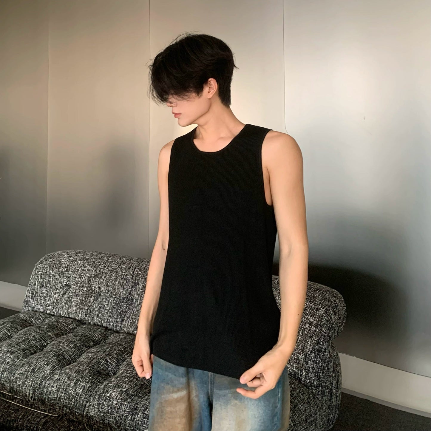 Plain Sleeveless T-Shirt WN19796