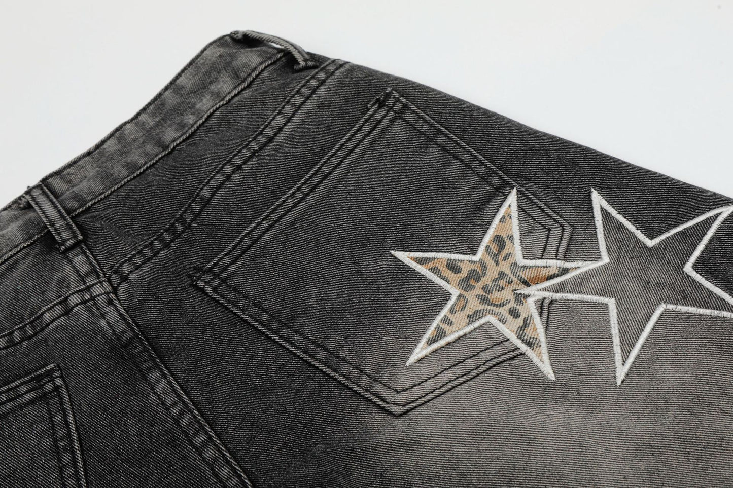 Star Patch Embroidery Curved Denim Half Pants WN25717