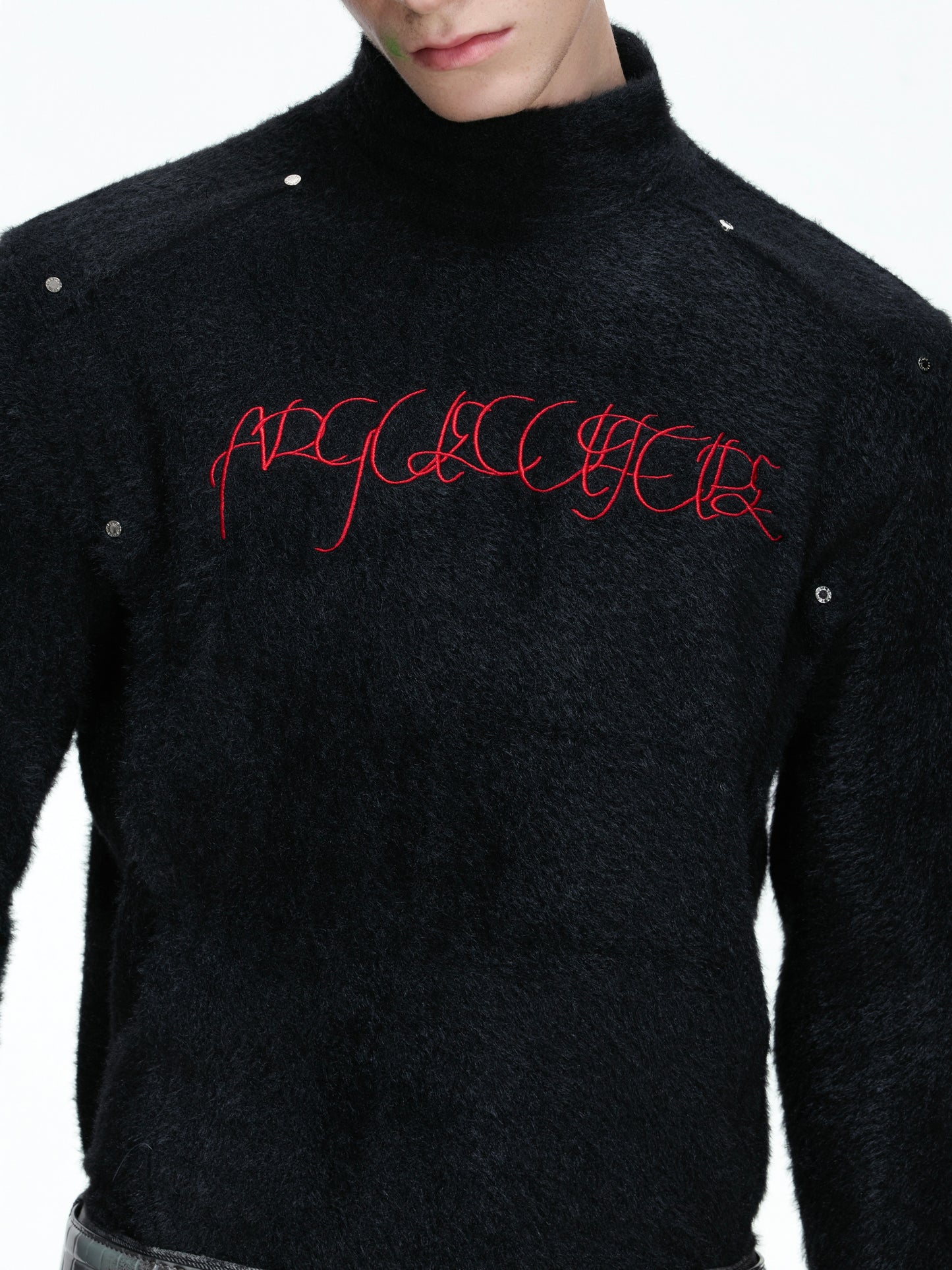 Plush Deconstructed Embroiderey Slim Long-sleeve  T-Shirt WN22664