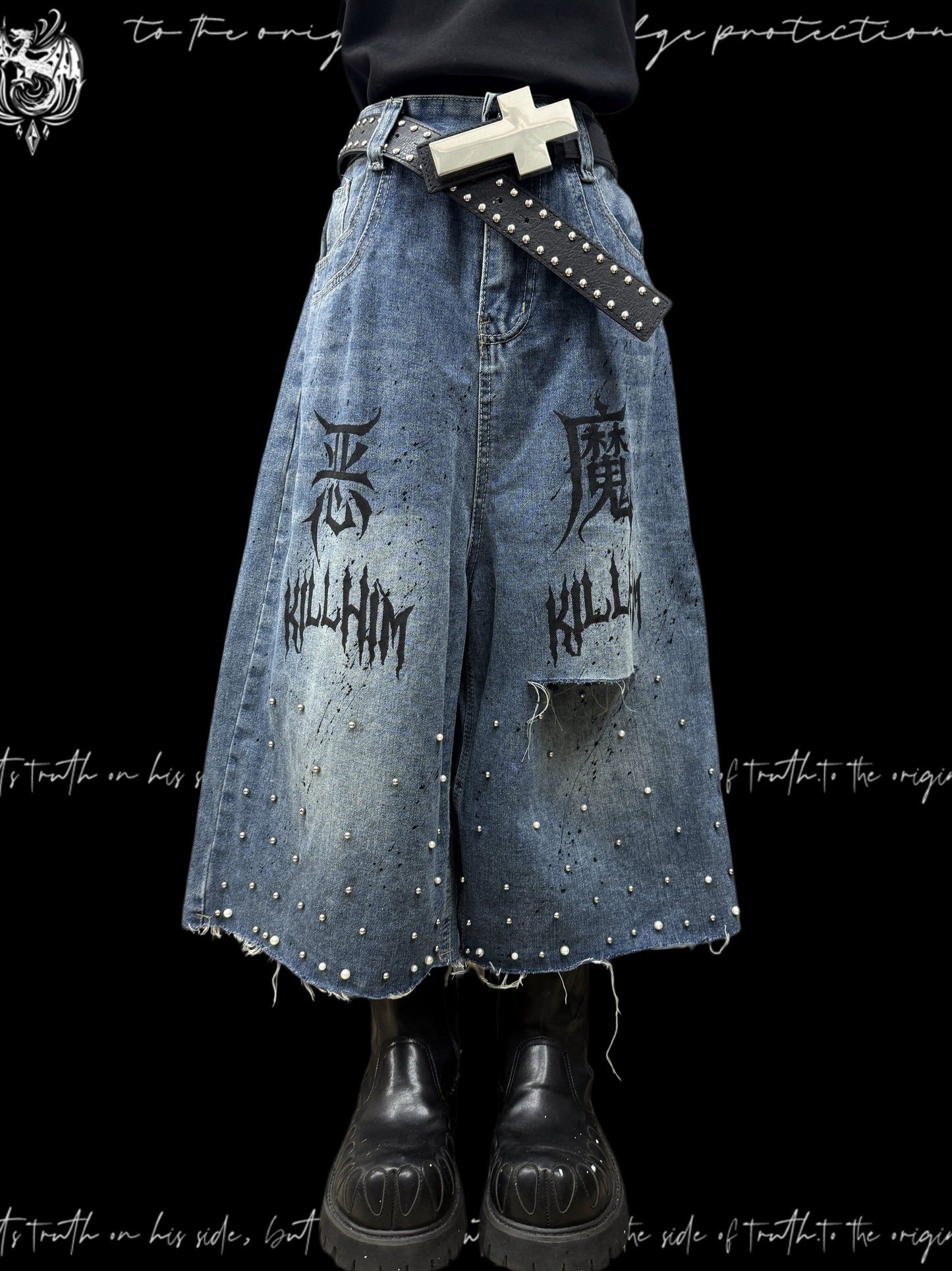 Cropped Graffiti Studs Wide Leg Denim Jeans & Skull Belt & Cross Belt & Belt Chain WN23825