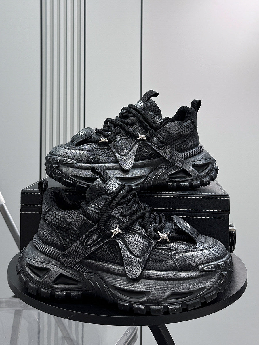 Platform Height-Increasing Damage Dad Sneakers WN24738