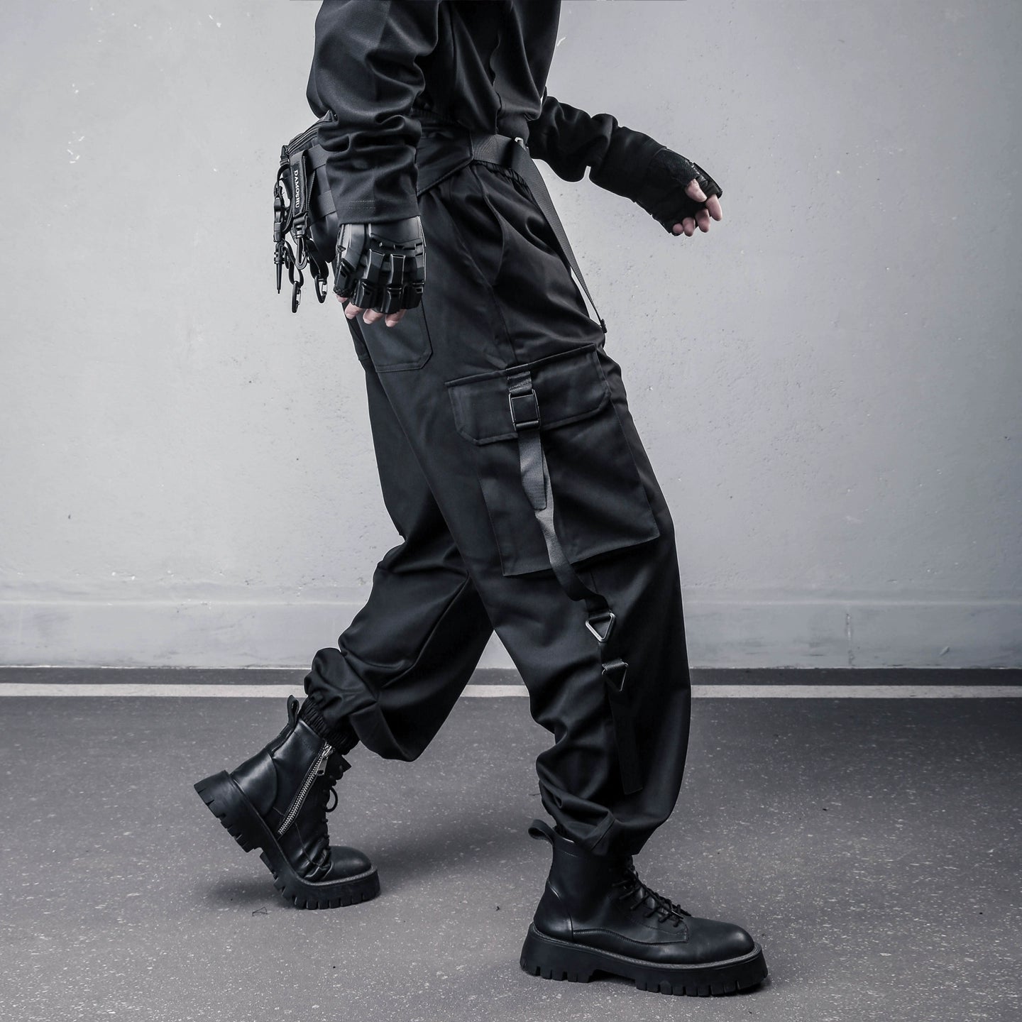 Tactical Functional Cuffed Cargo Pants WN22467