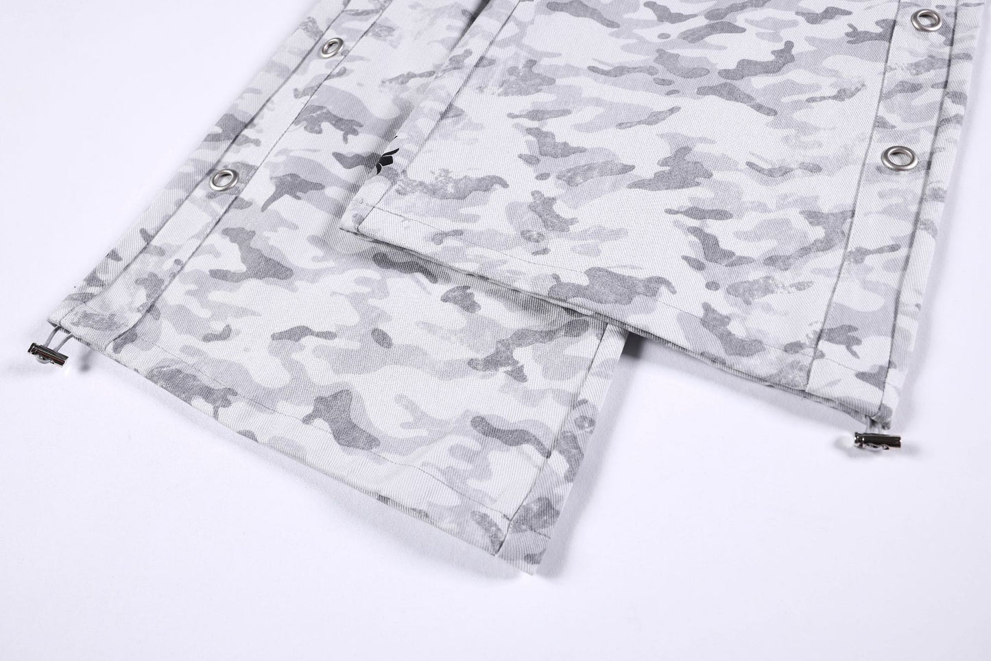 Camouflage Letter Print Cargo Pants WN26150