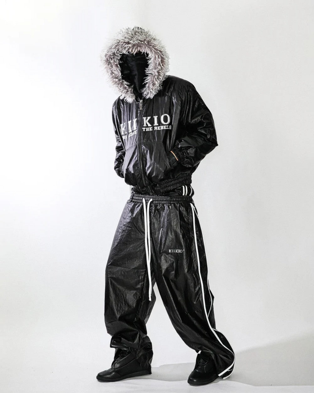Glossy Fake Fur Collar Jacket & Side Tape Cuff Pants Setup WN28024