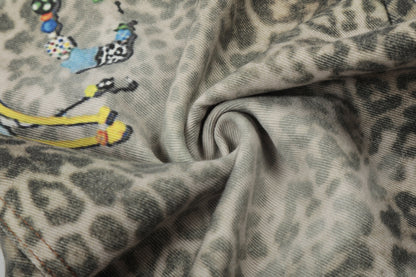 Allover Leopard Print Wide Leg Short Denim Jeans WN25650