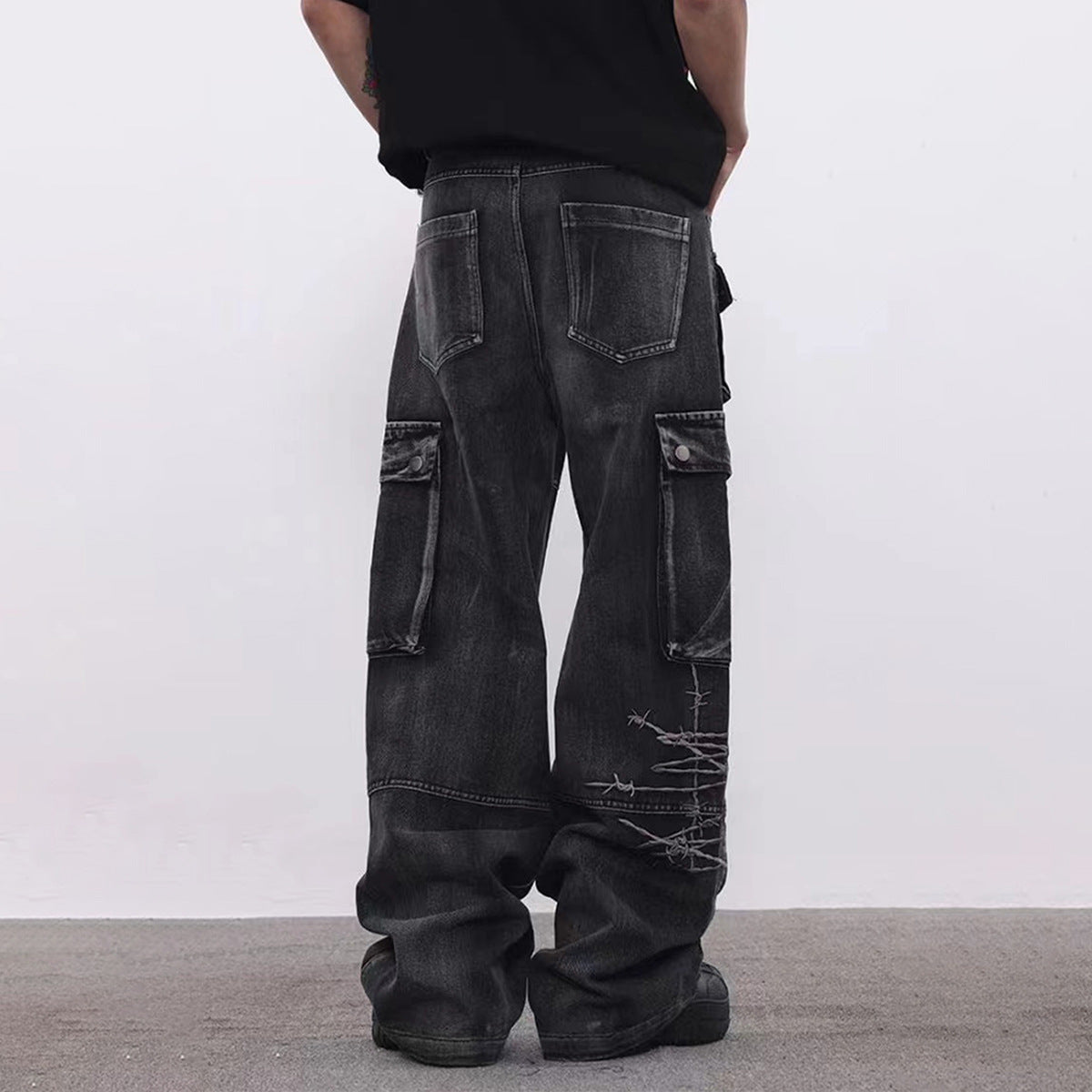 Cargo Pocket Embroidery Wide Leg Denim Jeans WN25718