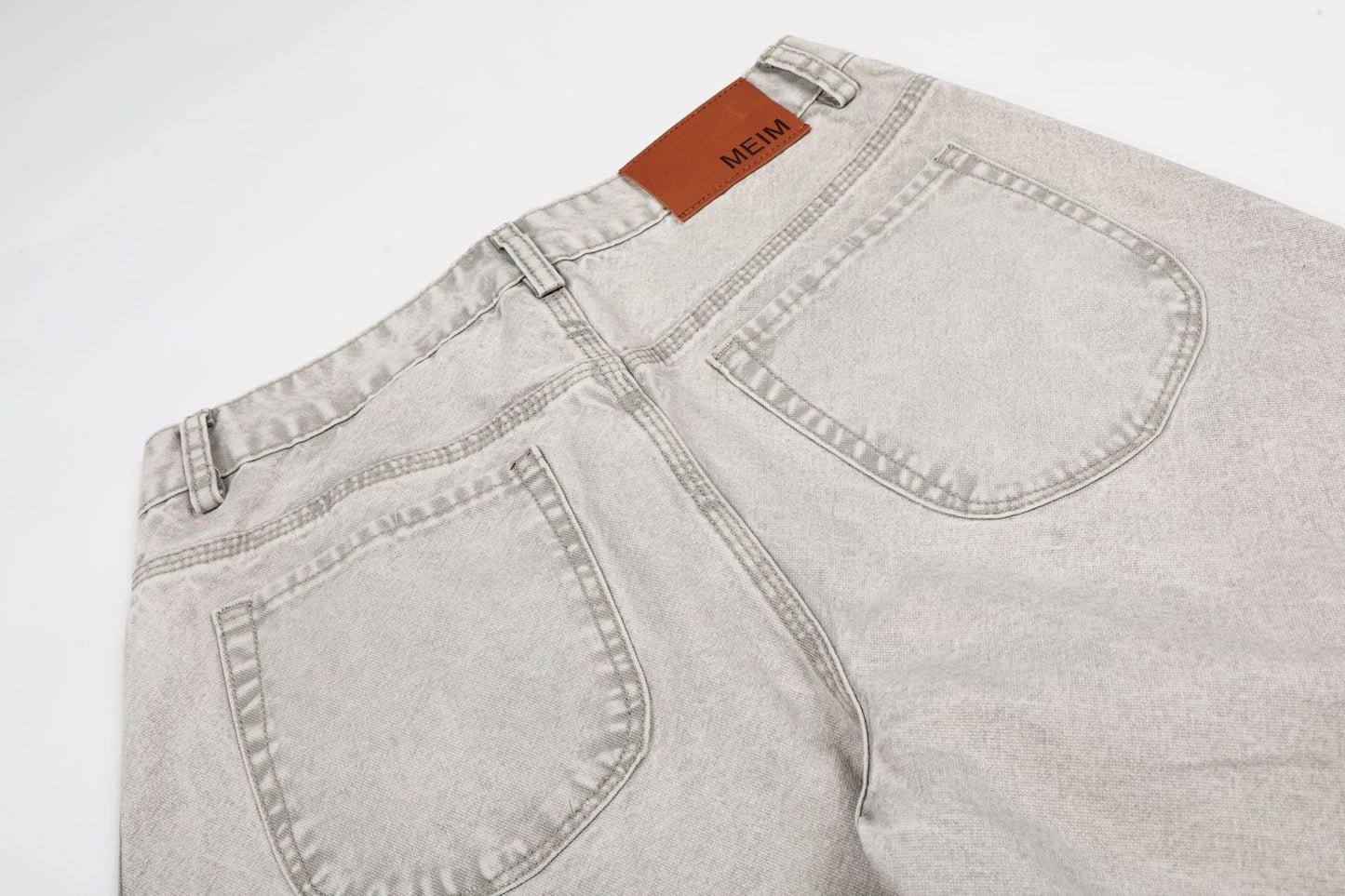 Patch Pocket Washed Wide Leg Denim Jeans WN25947