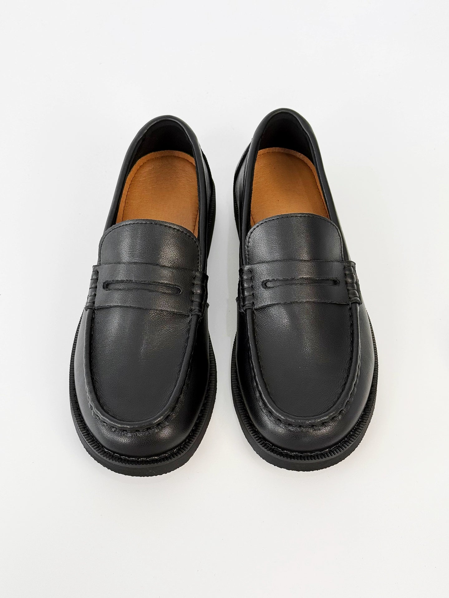 Soft Sole Design Leather Coin Loffer WN19164