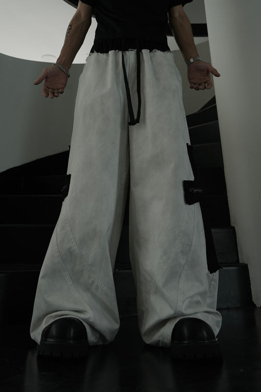 Deconstructed Curved Frayed Drawstring Wide Leg Cargo Pants WN27850