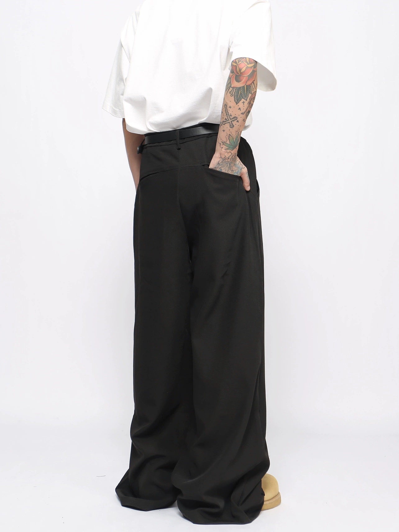 Wide-Leg Straight Tuck-in Trousers WN10916