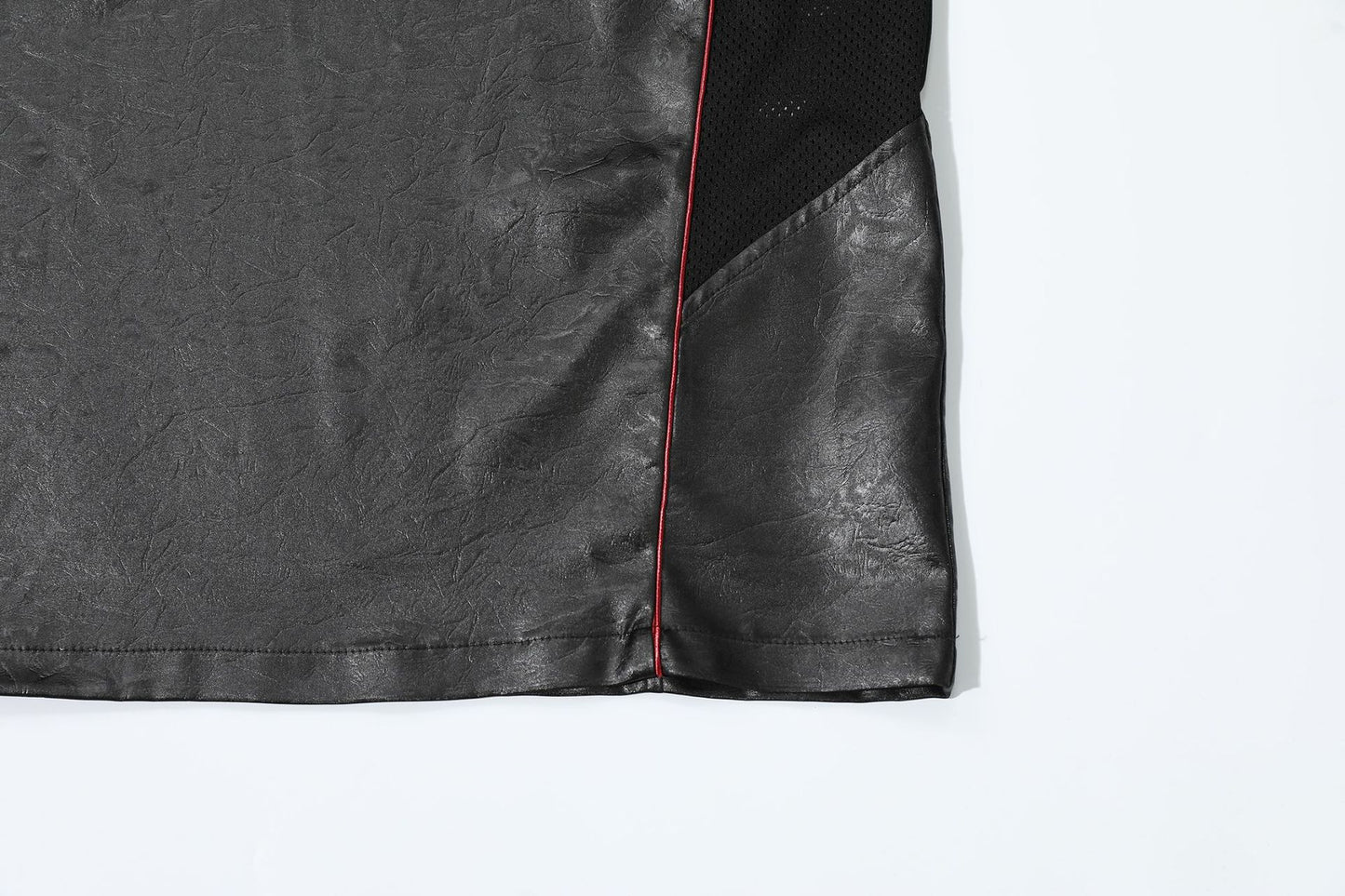 Chest Emblem PU Leather Stitching V-Neck Oversize Short Sleeve T-Shirt WN25655