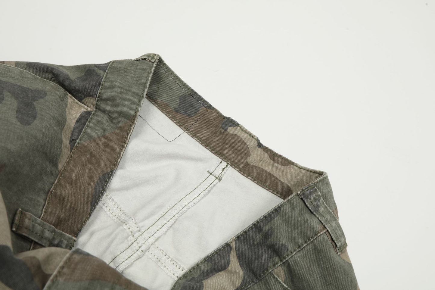 Camouflage Washed Wide-Leg Cargo Pants WN11353