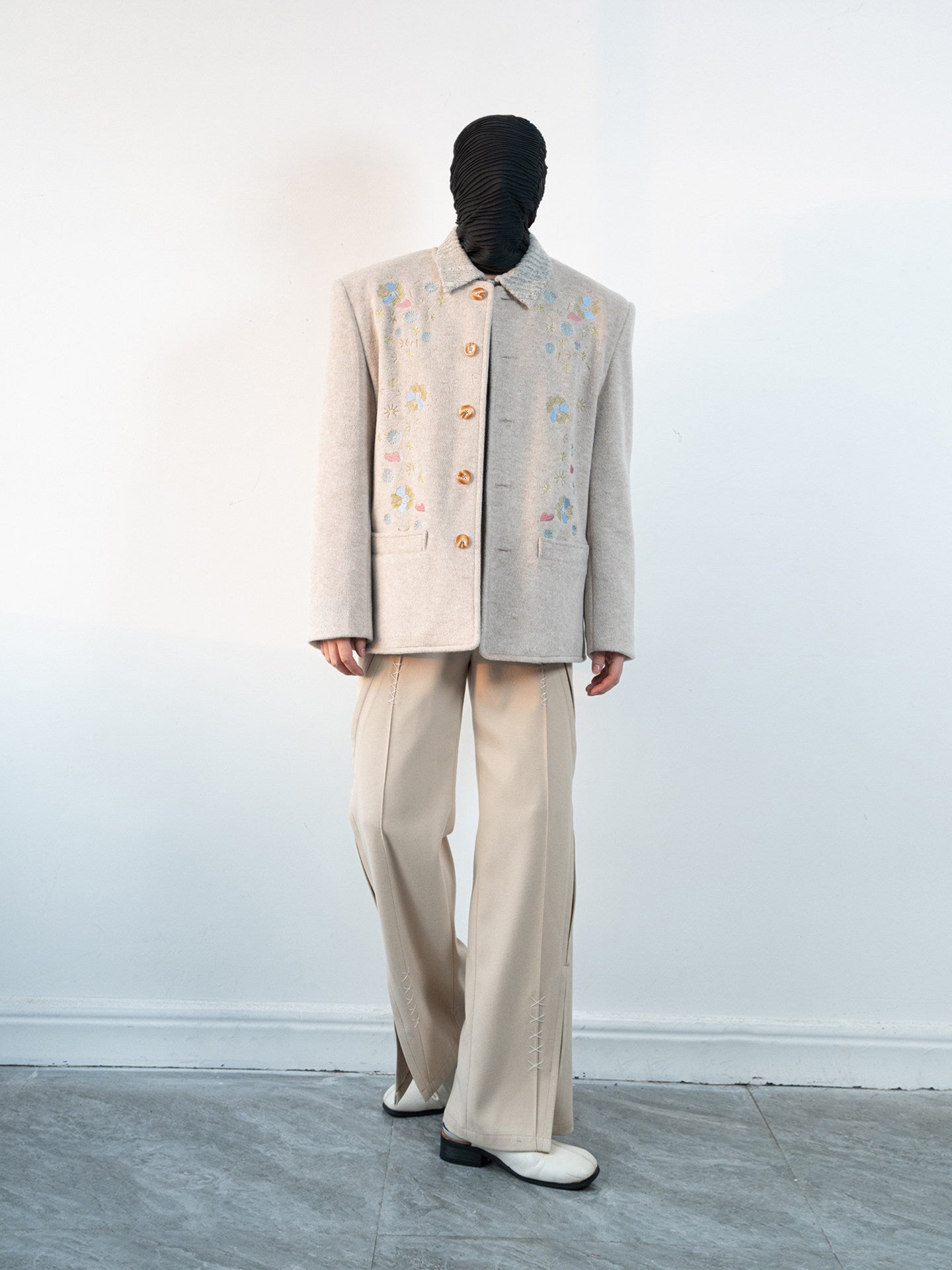 Floral Embroidery Collarless Jacket WN23633