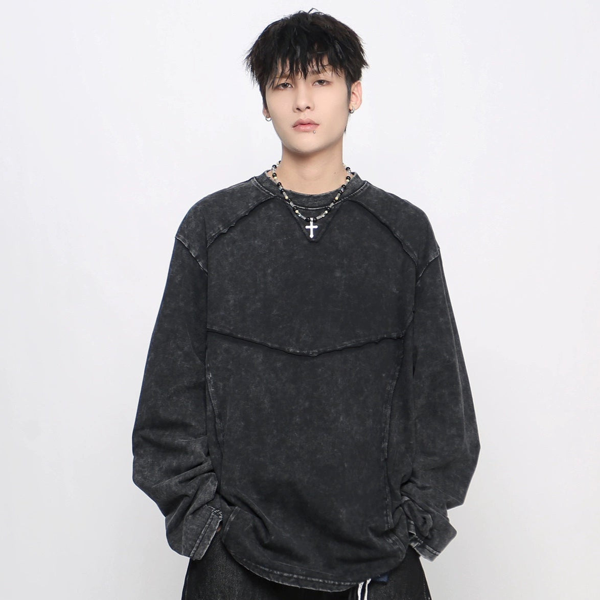 Deconstruction Applique Washed Long Sleeve T-Shirt WN21035