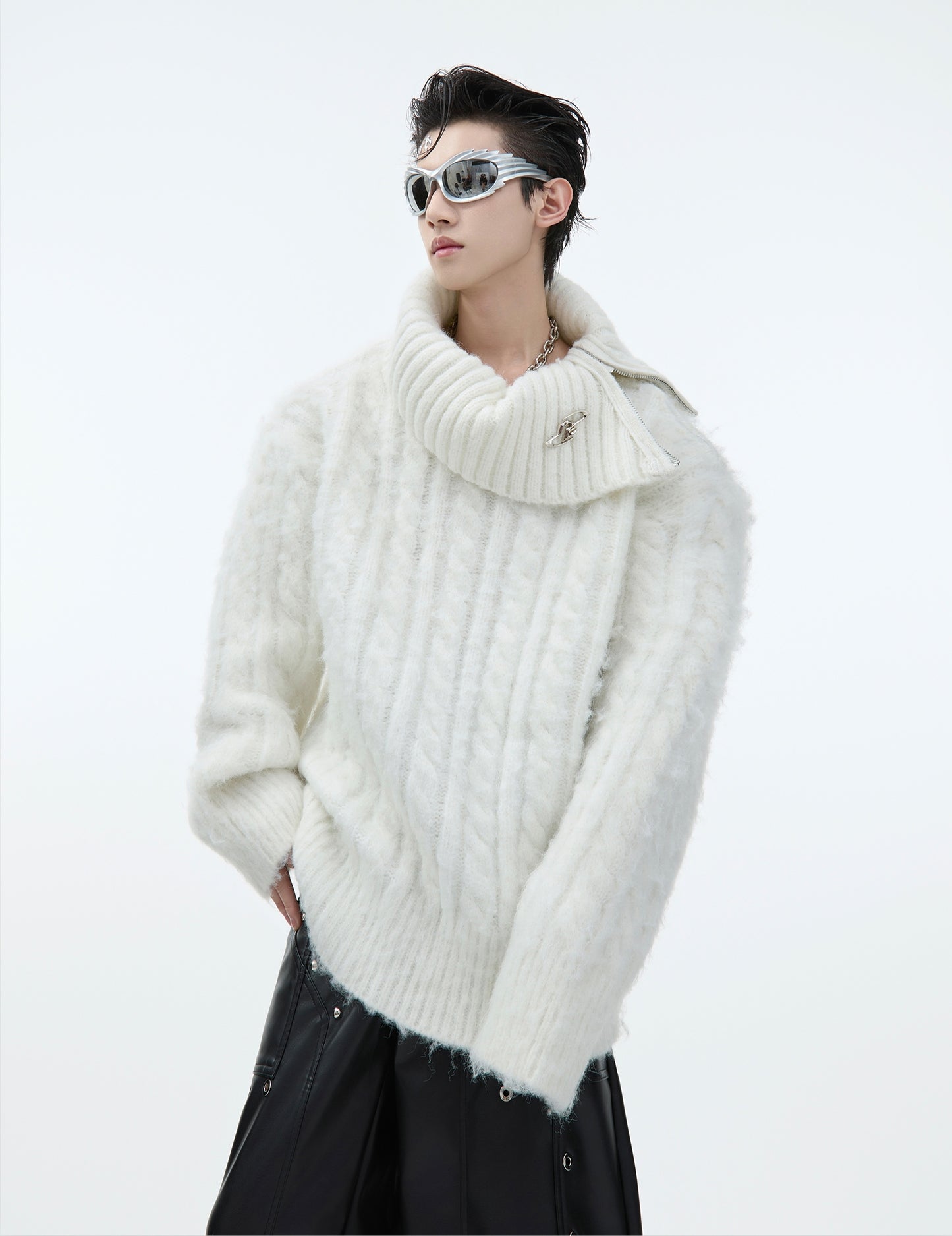 Bolume High-neck Oversize Furry Knit Sweater WN9869