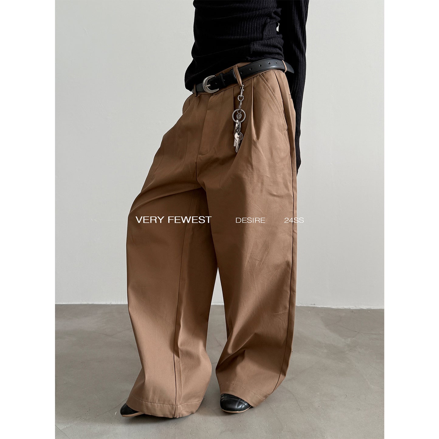 Heavyweight Structured Pleats Wide-Leg Pants WN15277