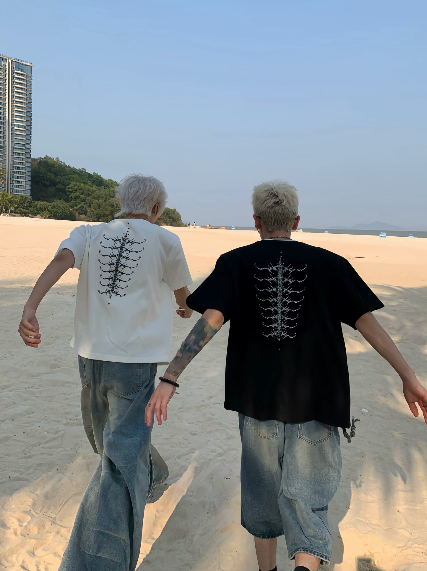 Studs Spine Embroidery Short Sleeve T-Shirt WN19779