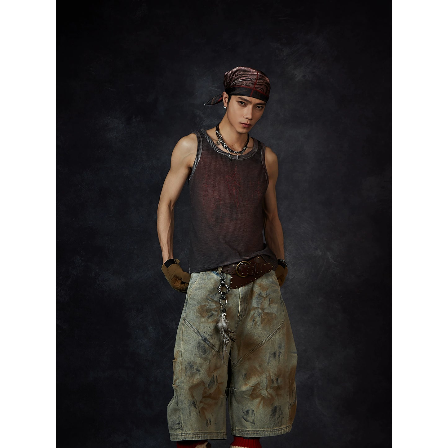 Embroidery Design Washed Dyed Sleeveless T-Shirt WN18436