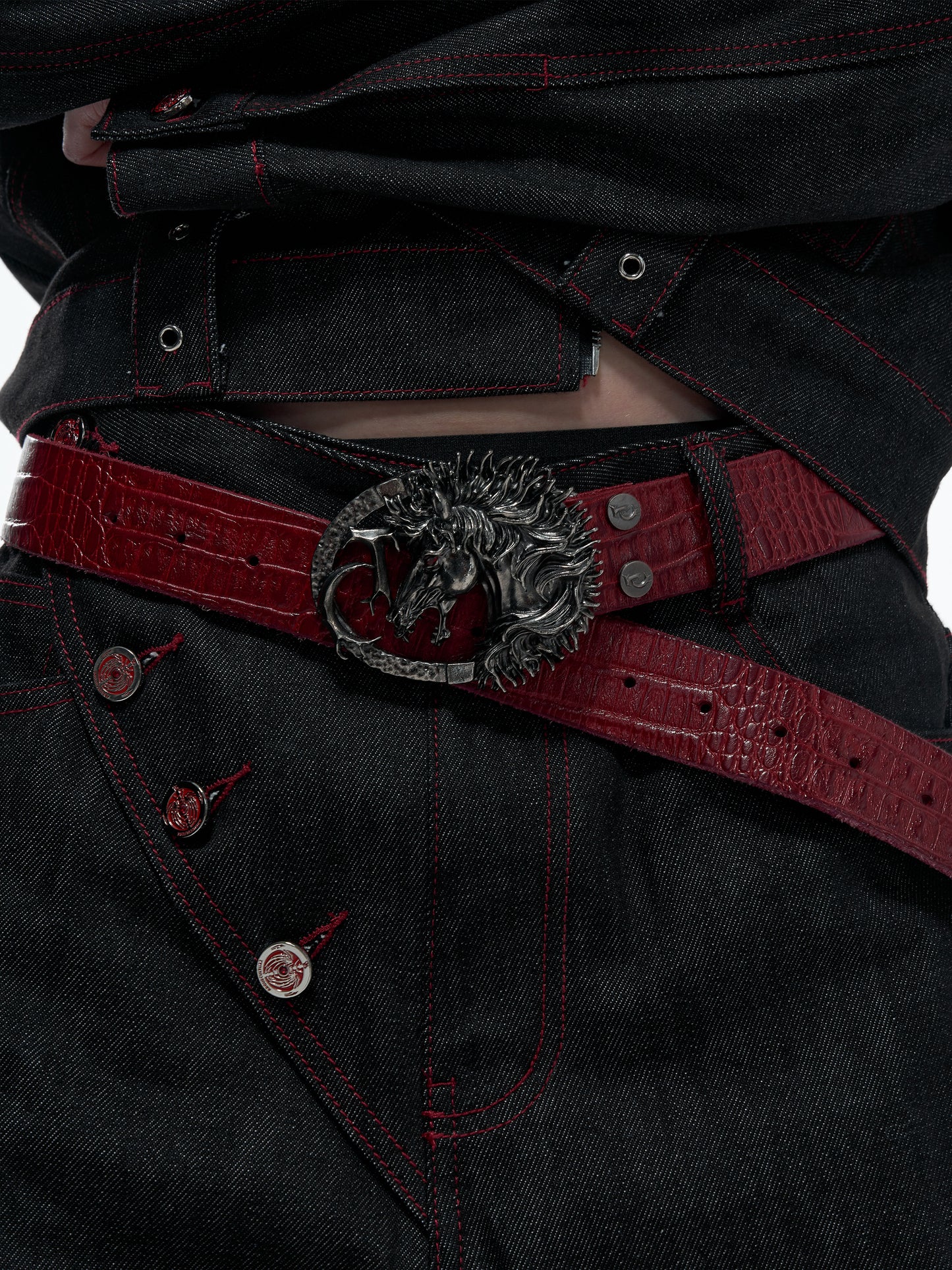 Crocodile Pattern Antique Horse Head Leather Belt WN23334