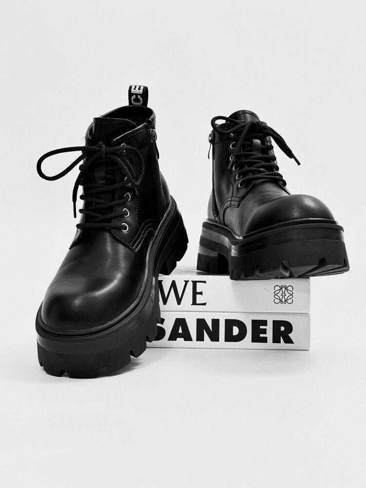 Lace Up Thick Sole Short Boots WN24562