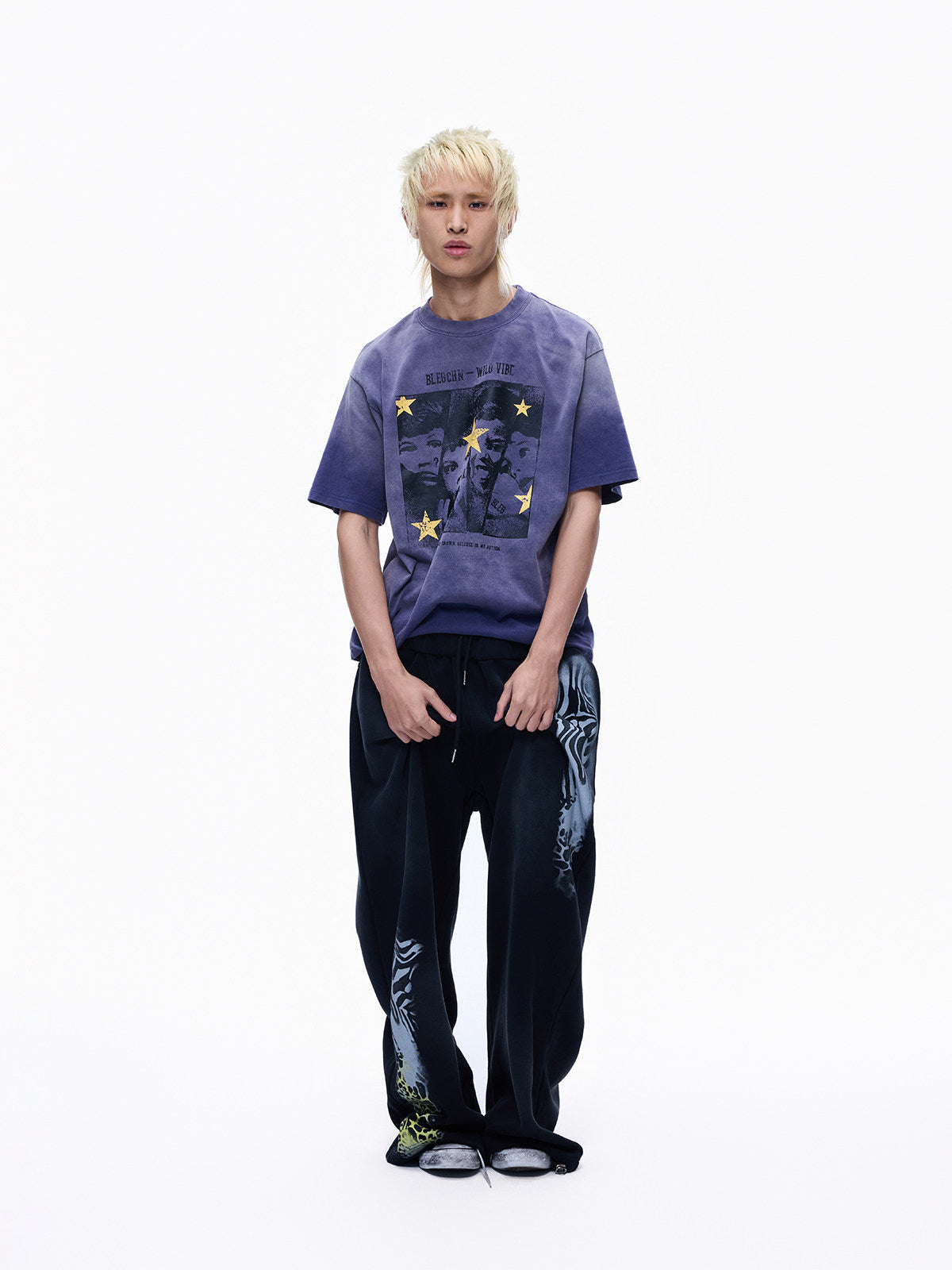 Washed Star Art Graphic Print Short Sleeve T-Shirt WN27265