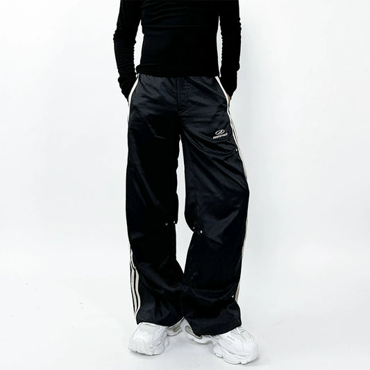 Triple Stripe Wrinkle Design Sporty Pants WN17287