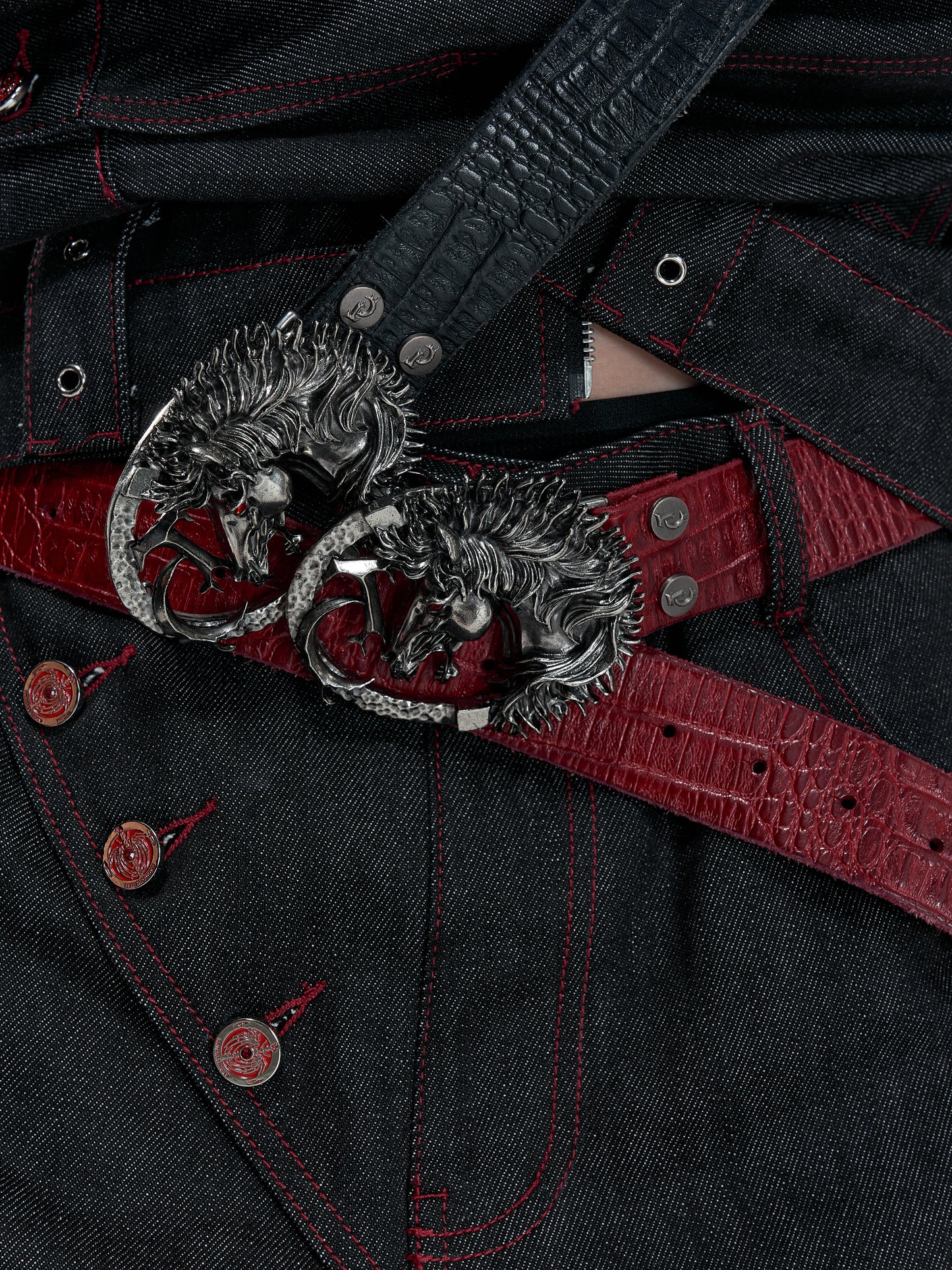 Crocodile Pattern Antique Horse Head Leather Belt WN23334