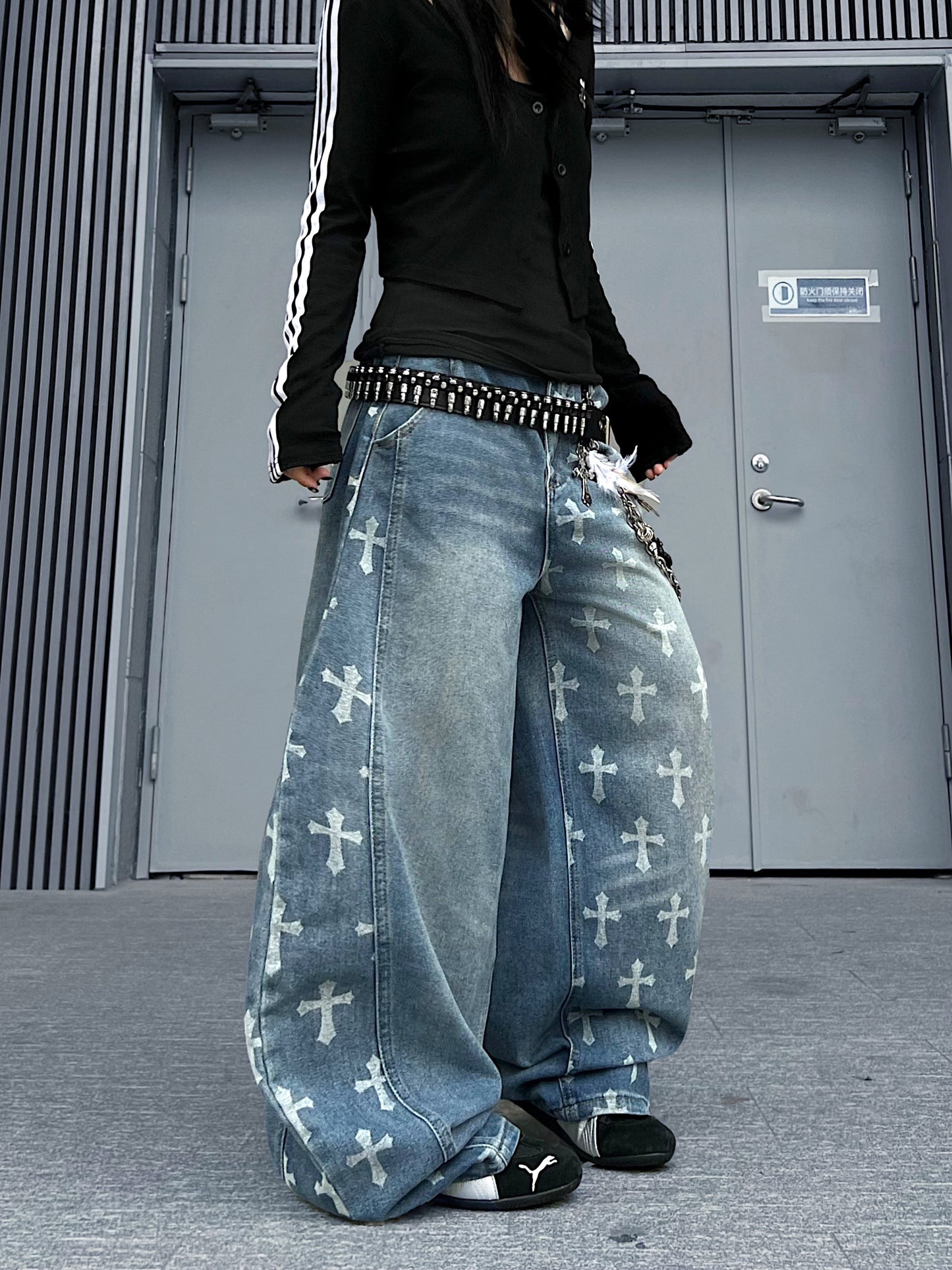 Cross Print Washed Curved Draped Wide Leg Denim Jeans WN24224
