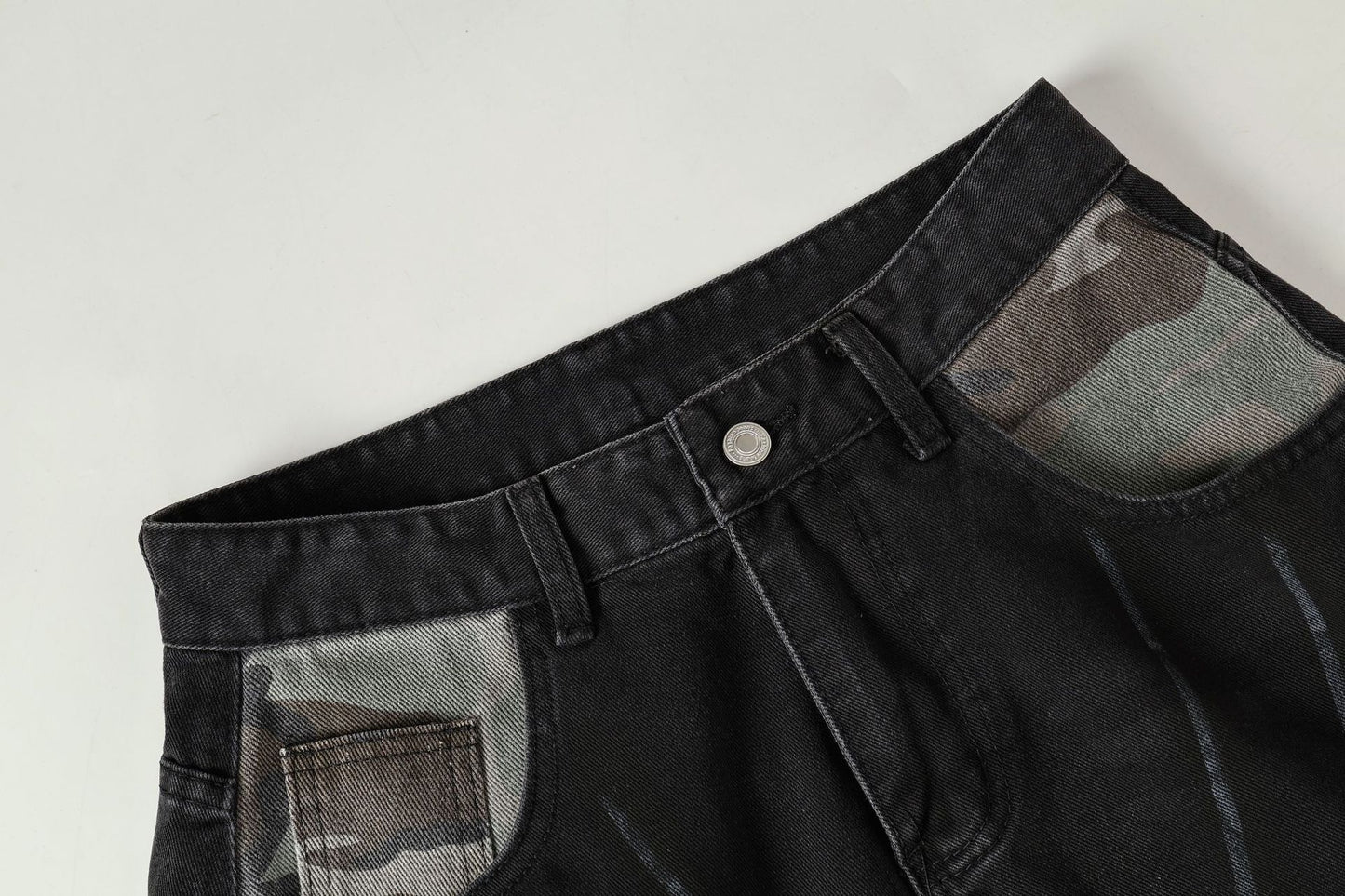 Butterfly Print Camouflage Wide Leg Denim Jeans WN25492