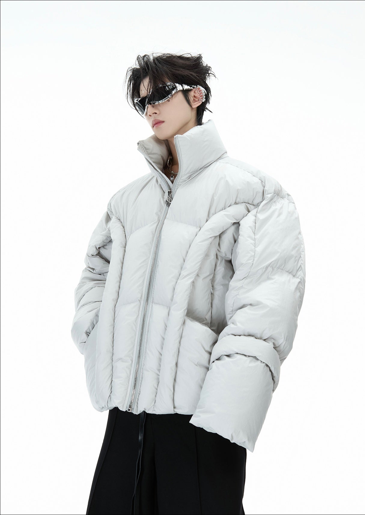 Deconstructed 3D High-Neck Oversize Puffer Jacket WN11621