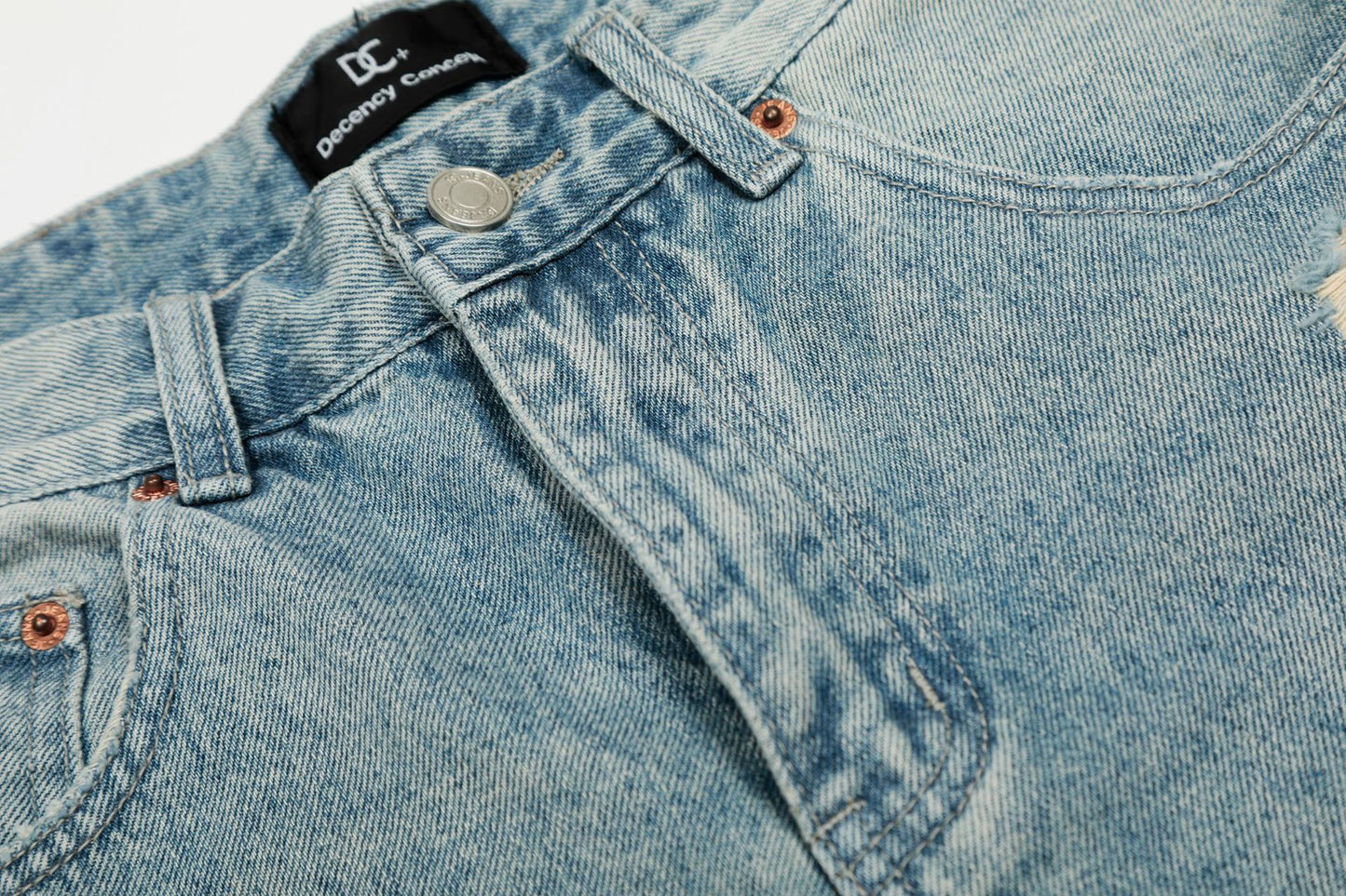 Cropped Damage Washed Half Denim Jeans WN26786