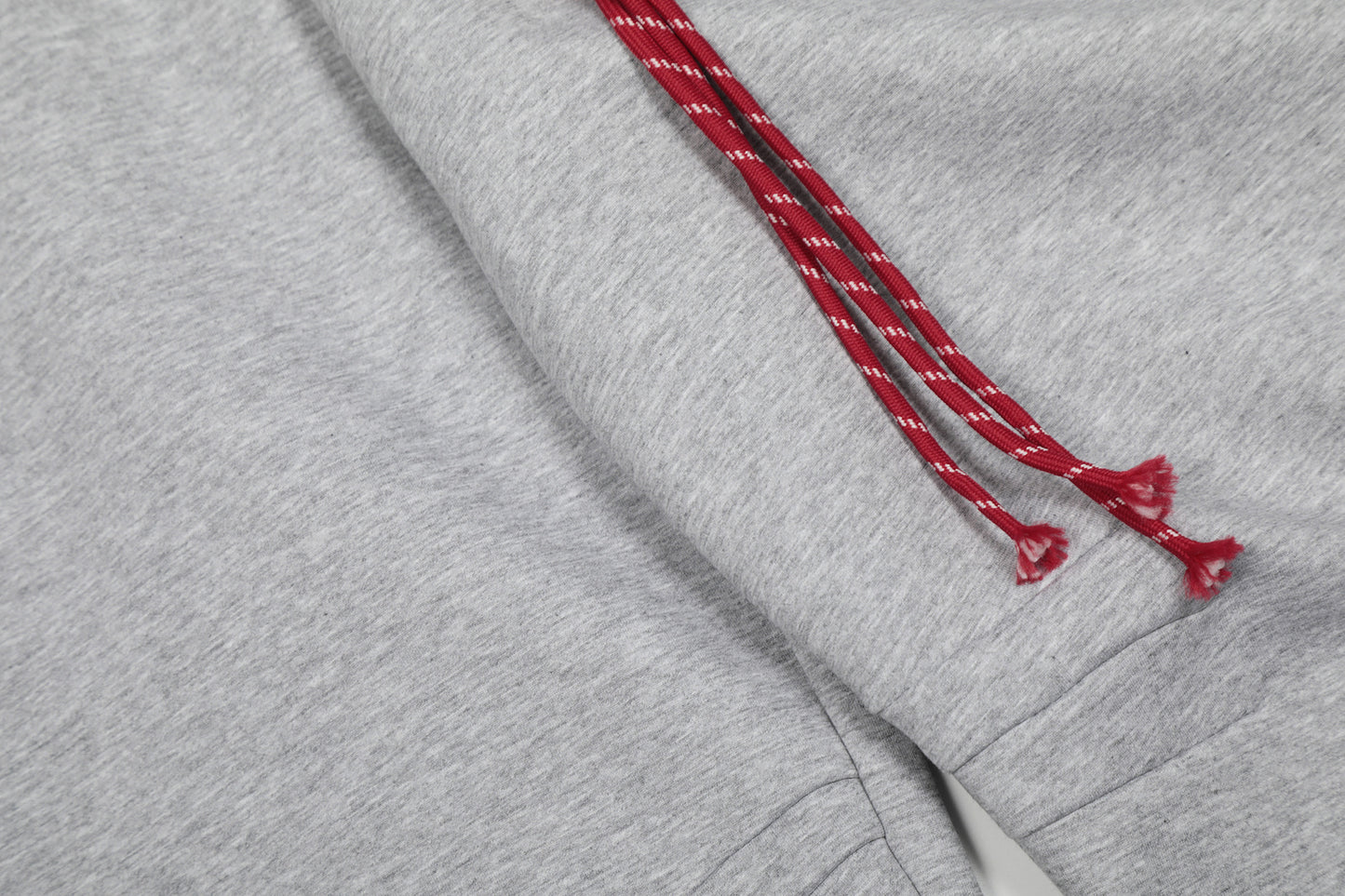 Rope Drawstring Curved Wide Leg Sweatpants WN25708