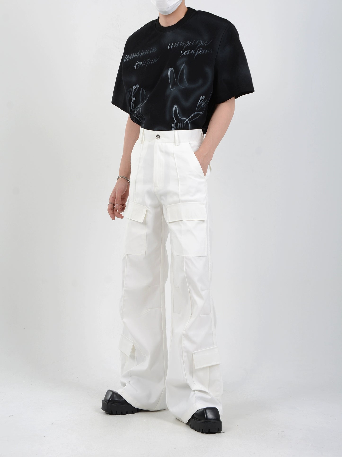 Wide-Leg Straight Cargo Trousers WN7124