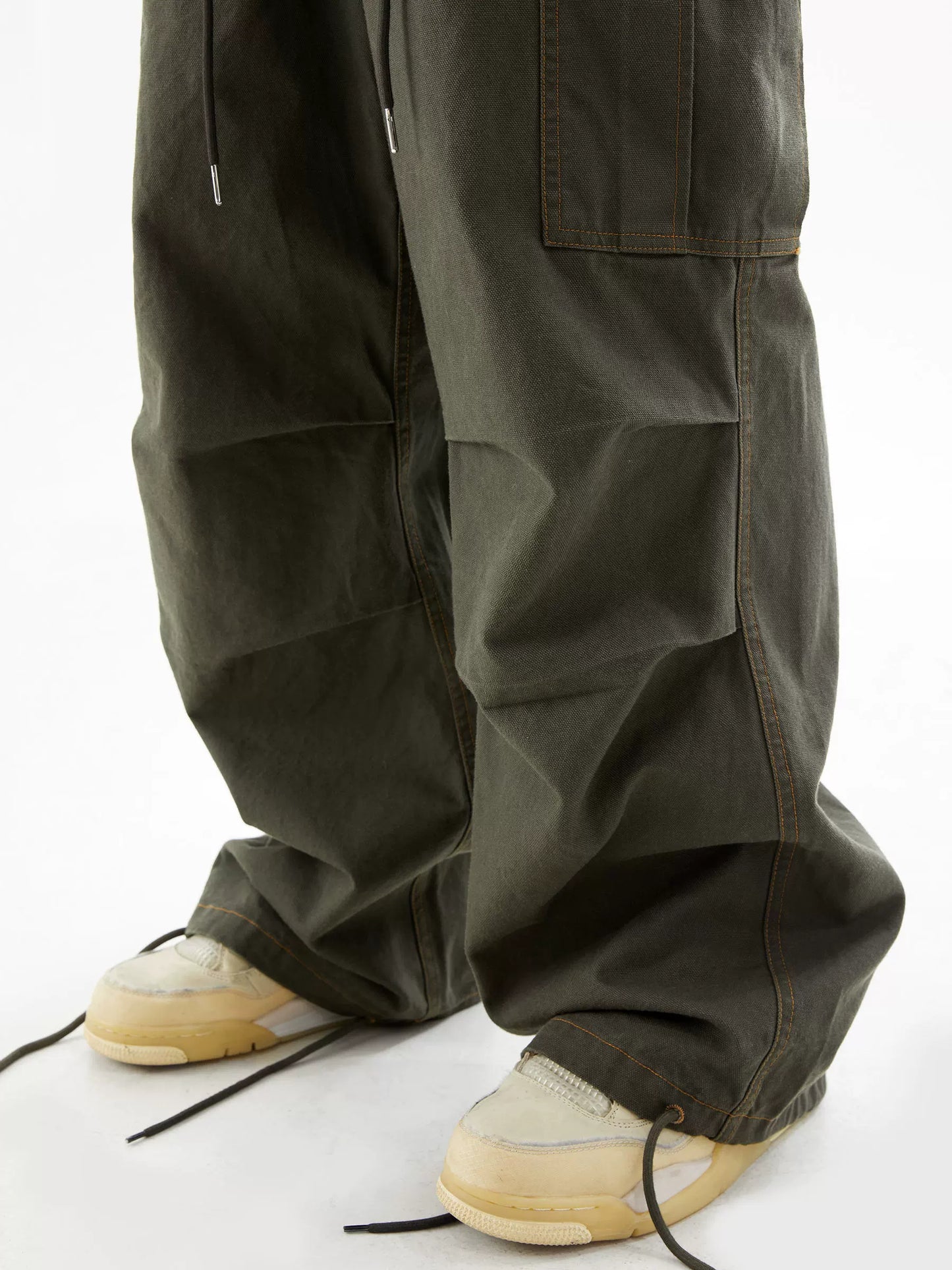 Multiple Pockets Wide-Leg Parachute Cargo Pants WN10378