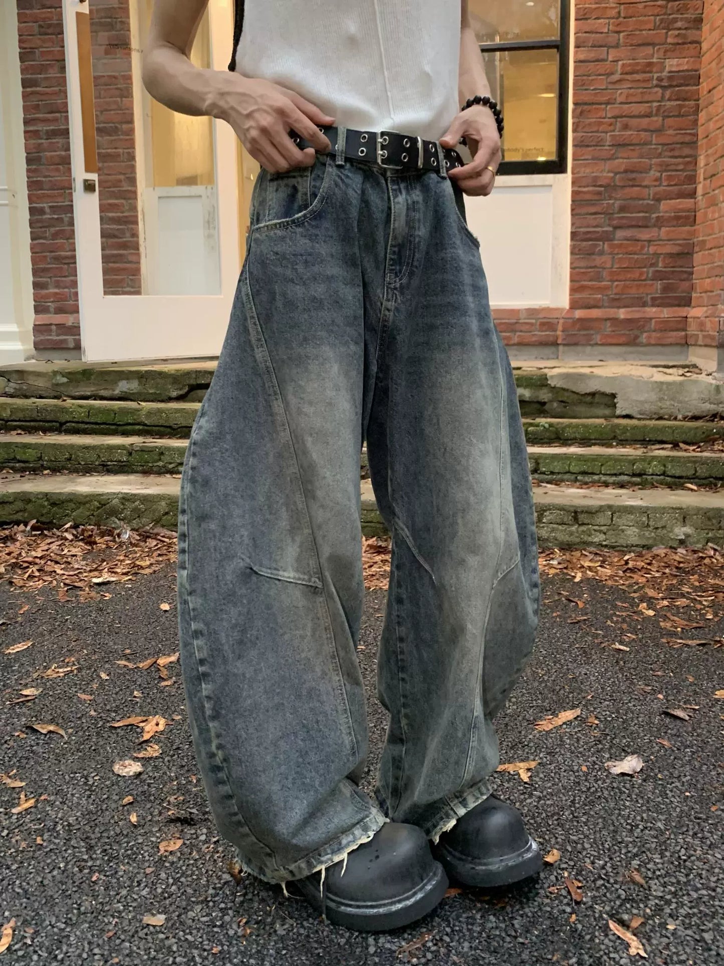 Fade Wash Heavyweight Wide Leg Denim Jeans WN19923