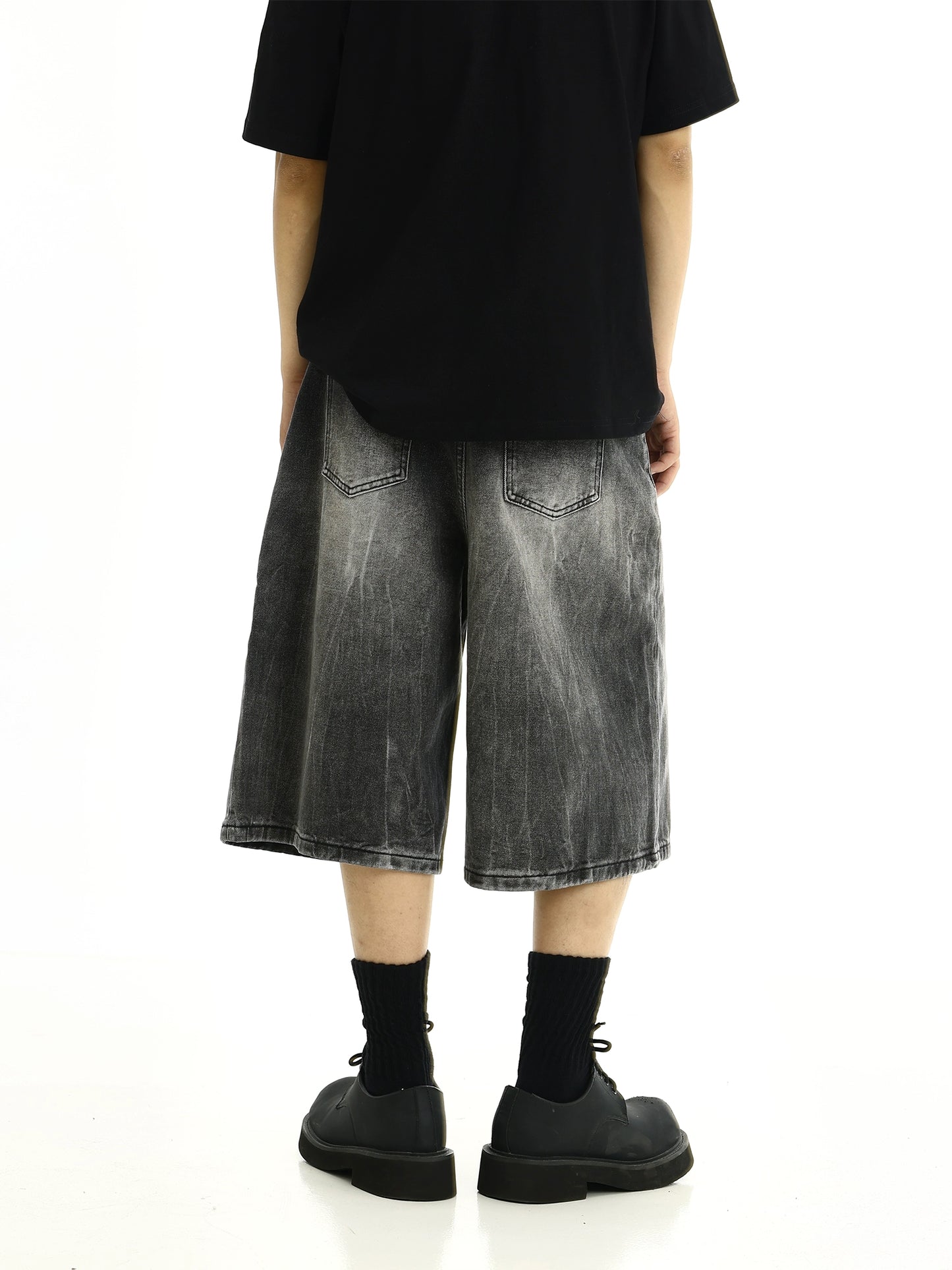 Washed Wide Leg Straight Denim Short Pants WN8265