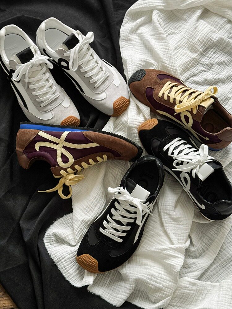 Suede Panel Lace Up Sneakers WN24511