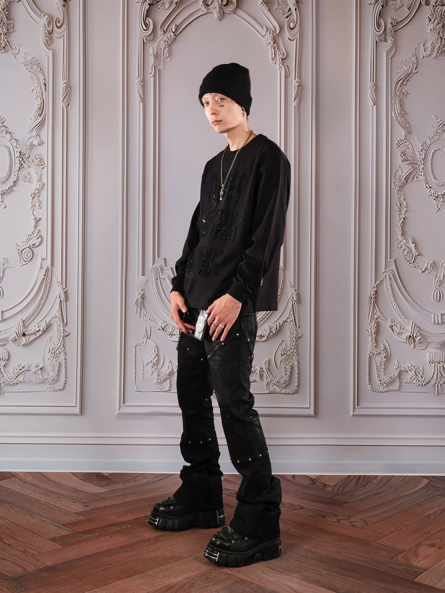Studs Coated Flare Pants WN26648