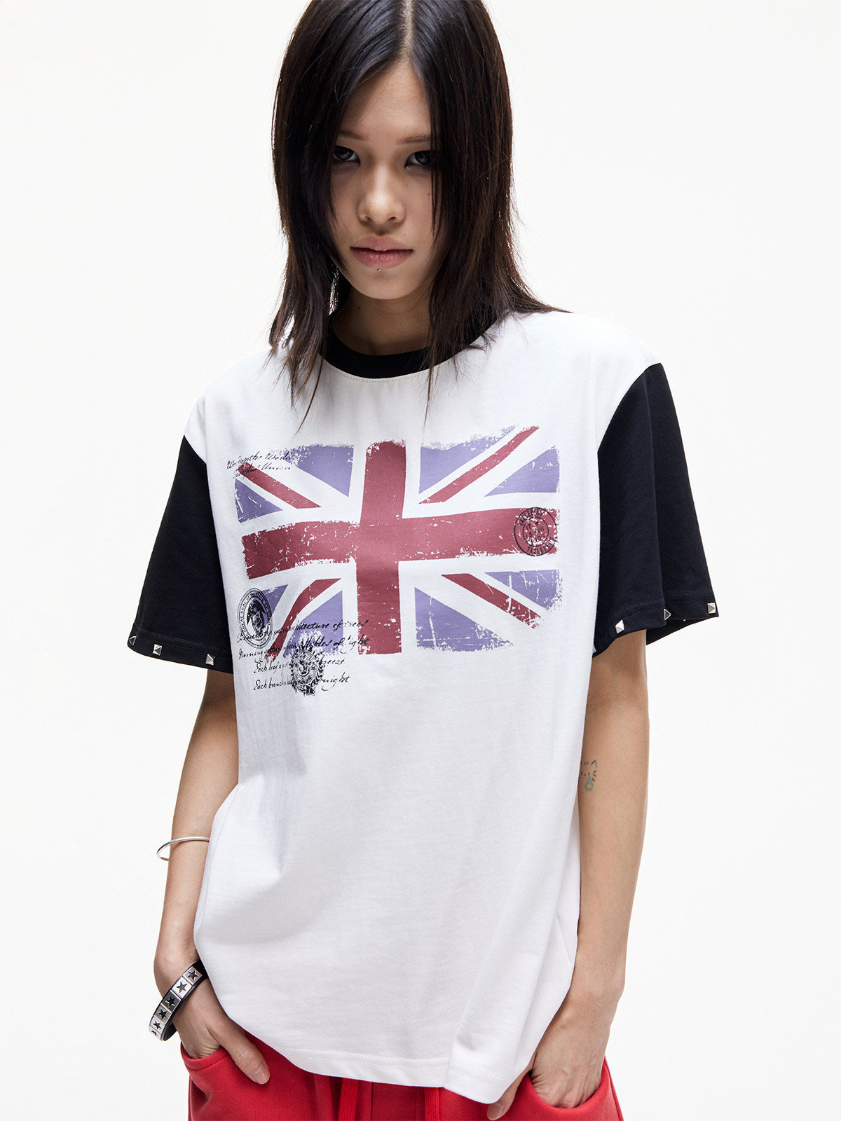 Contrast Sleeve Stud Graphic Print Short Sleeve T-Shirt WN27262