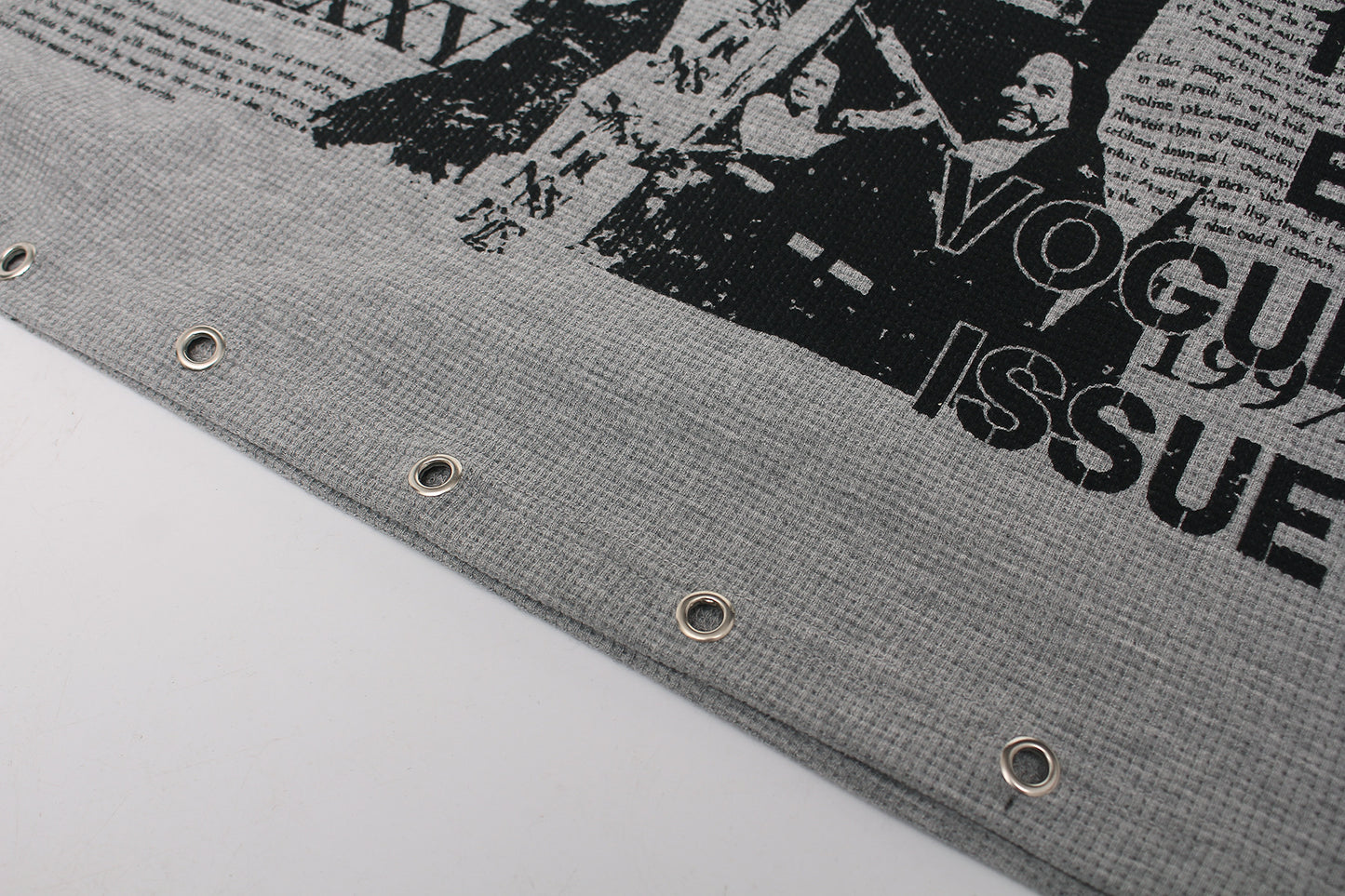 Waffle Newspaper Print Studs Short Sleeve T-Shirt WN25995