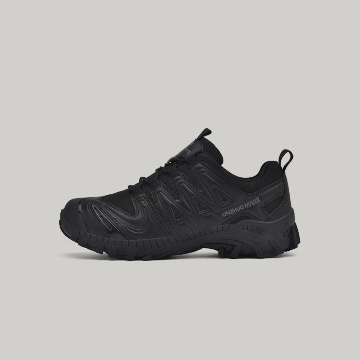 Outdoor Non-Slip Lace-Up Sneakers WN23534