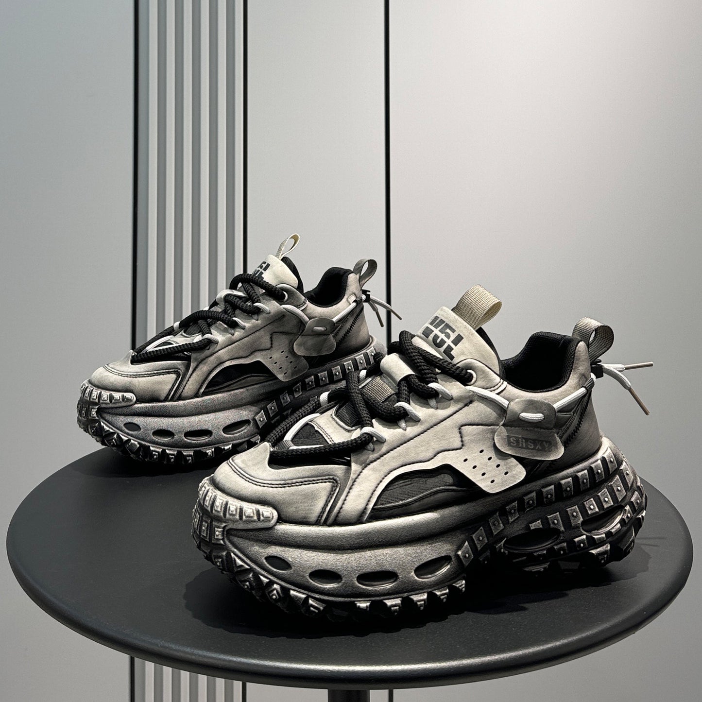 Chunky Platform Height Increase Sneakers WN24785