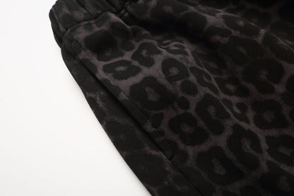 Leopard Graphic Letter Wide Leg Half Pants WN28106