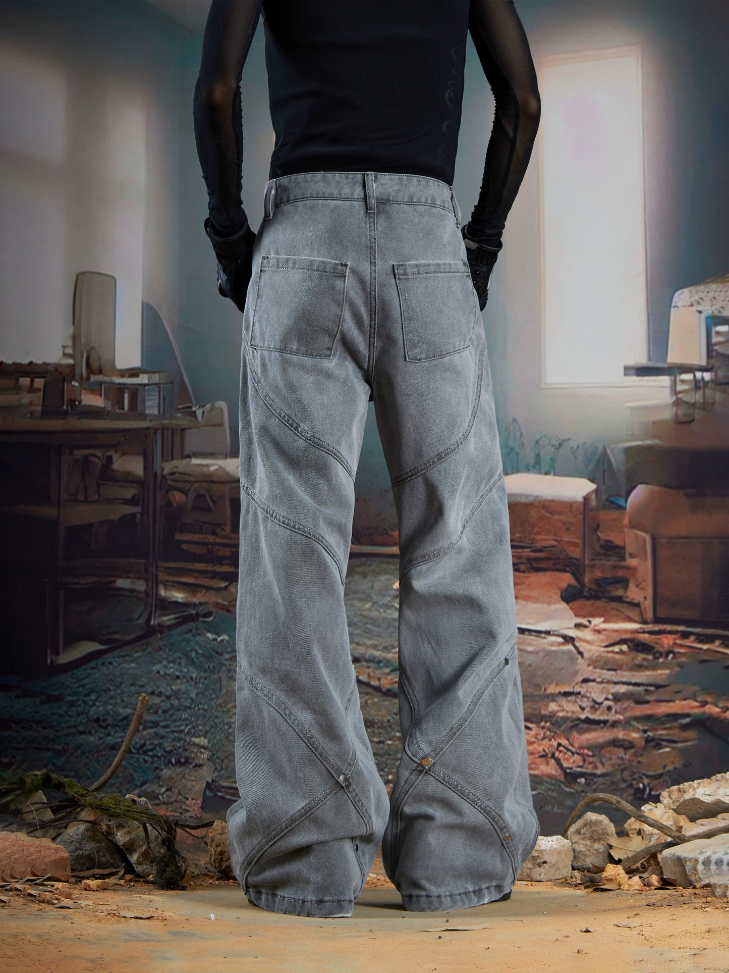 Studs Deconstruction Washed Damage Flare Denim Jeans WN21364