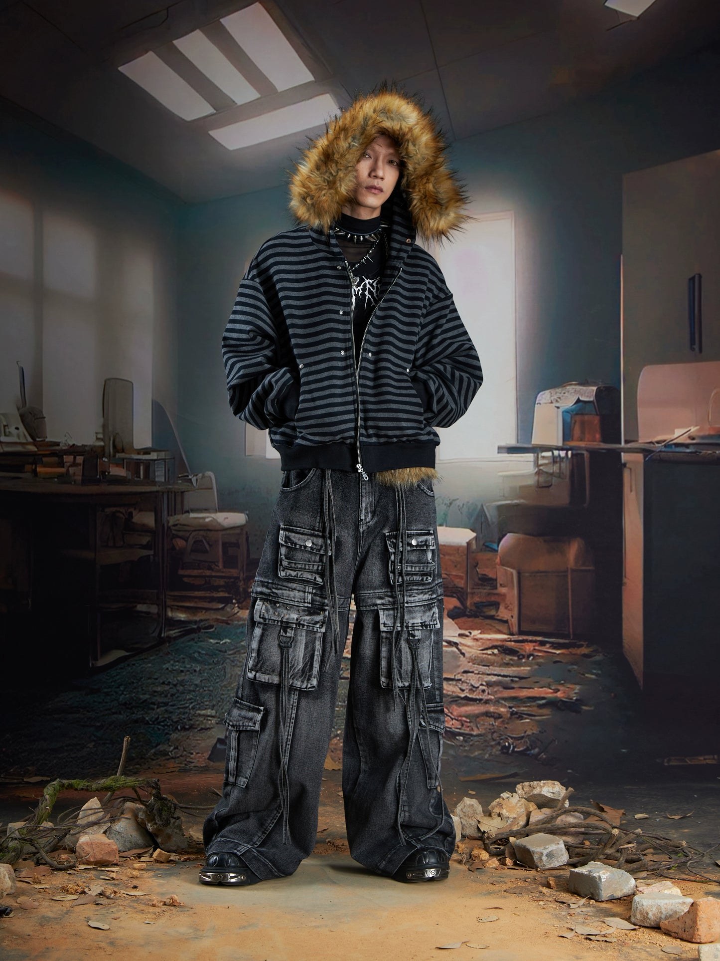 Studs Ribbon Washed Multi-Pocket Wide Leg Cargo Denim Jeans WN21348