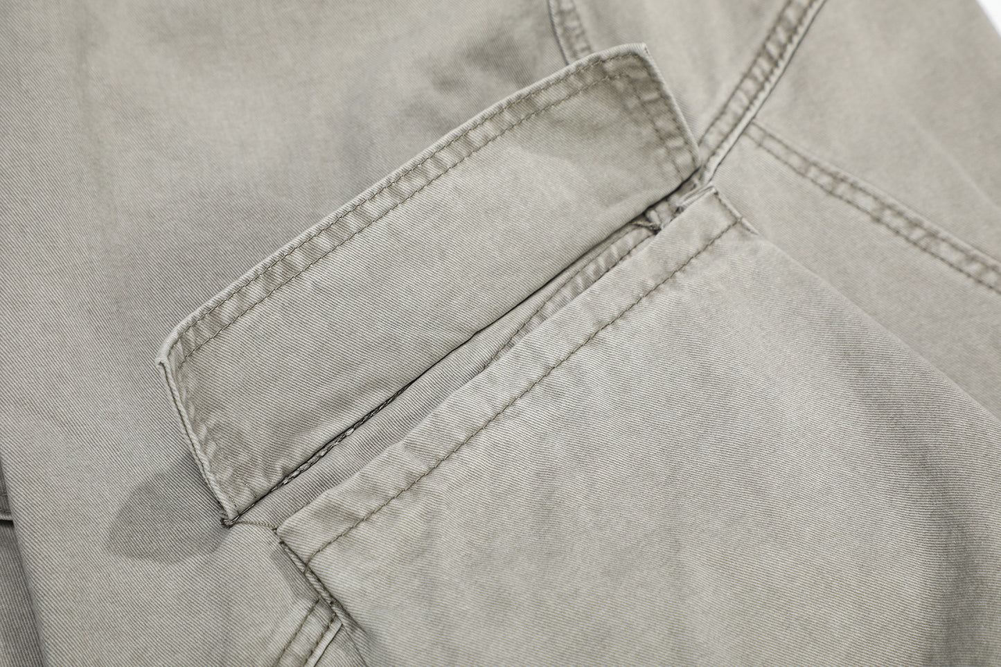 Multi-Pocket Deconstruction Curved Wide Leg Denim Jeans WN25858