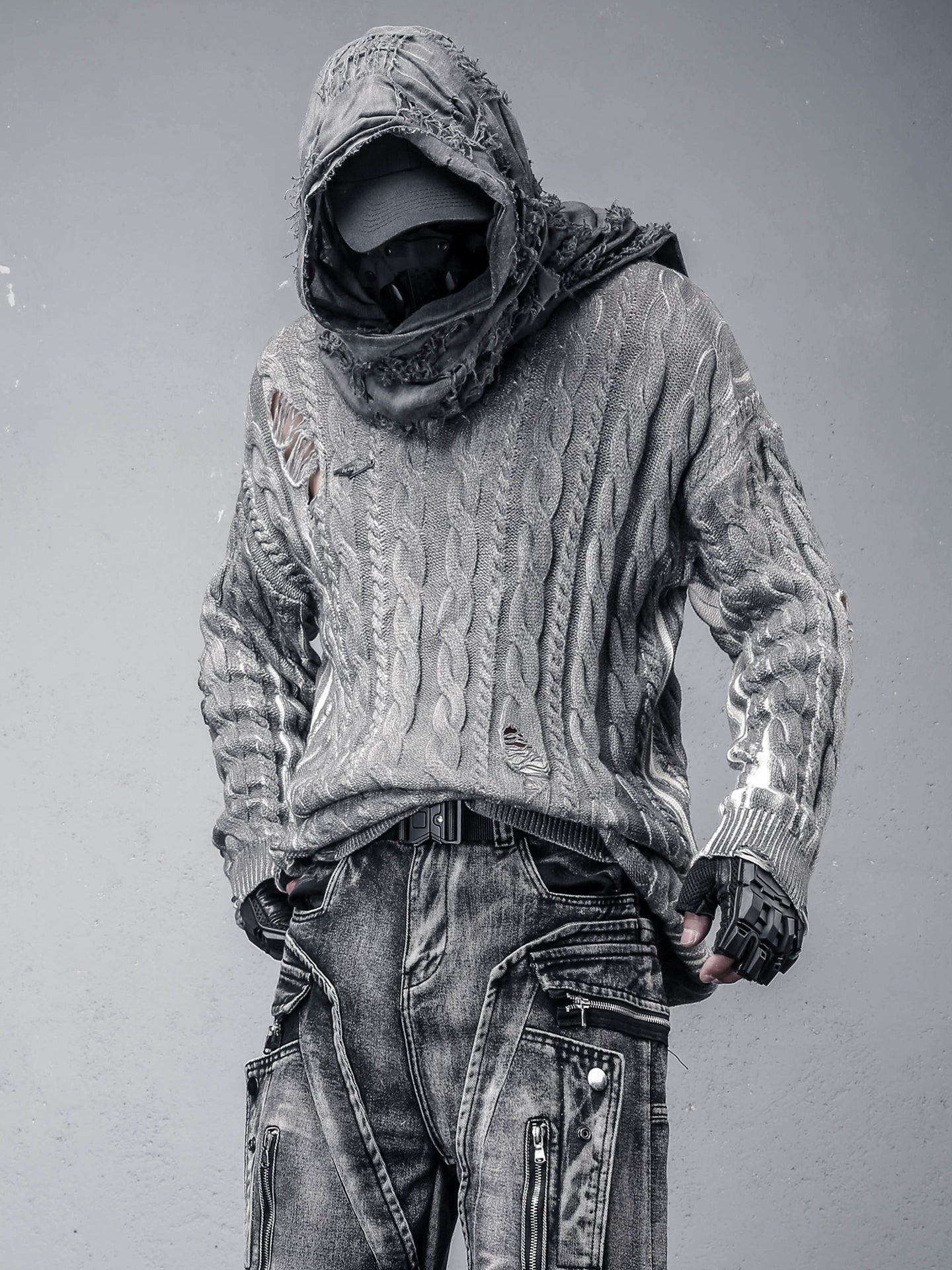 Hooded Oversize Damage Tassel Cable Knit Sweater WN22423